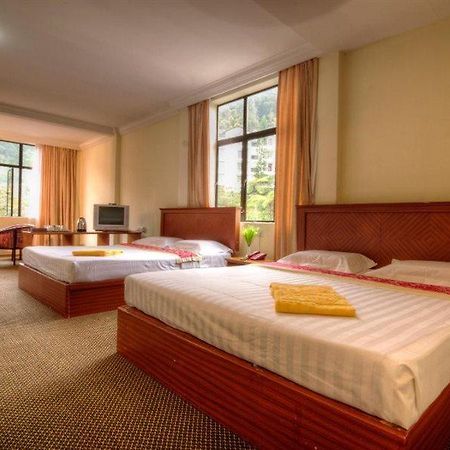 Hotel Titiwangsa Бринчанг Екстериор снимка